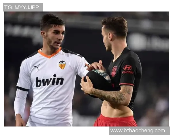 费兰托雷斯的足球之路：从青训天才到世界舞台的闪耀明星