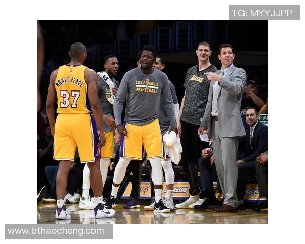 休斯顿火箭宣布签约菲尼克斯太阳队后卫马奇奇,球队实力大增