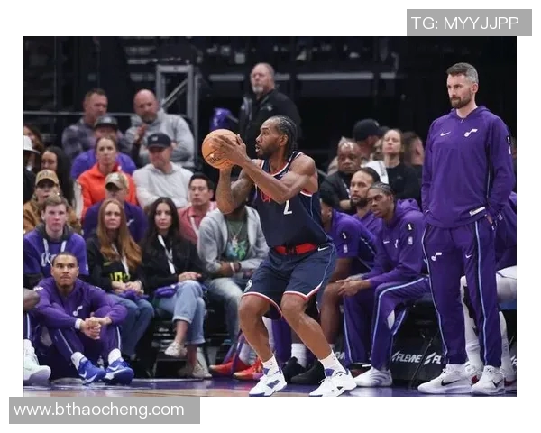 快船队球员态度反常，球队内部纷争或激化