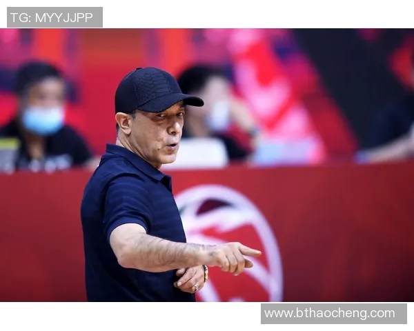 新疆伊力特主帅赞队员拼搏精神，誓夺本赛季总冠军