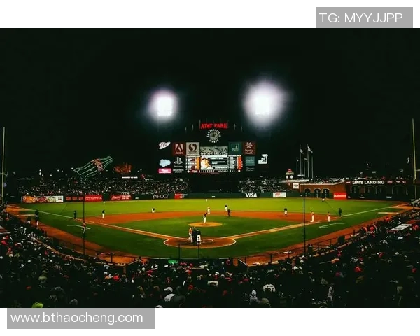 今晚十点半精彩足球比赛直播等你来观看不容错过的激情时刻与精彩瞬间 今晚十点半精彩足球比赛直播等你来观看不容错过的激情时刻与精彩瞬间