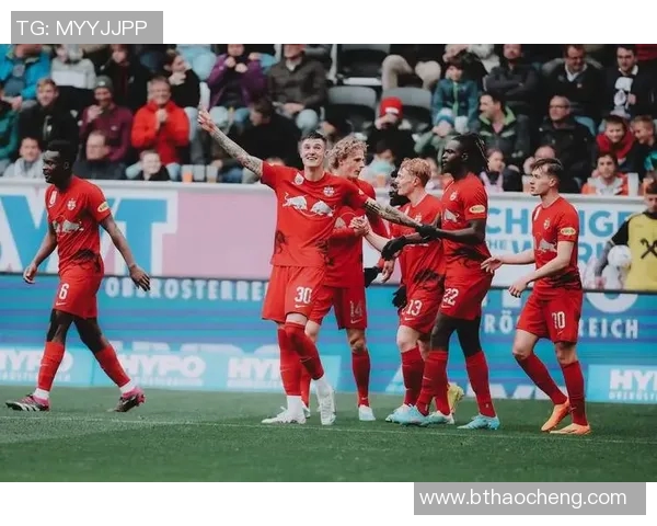 沙姆落与布兰的激烈对决揭示了足球战术的深层次博弈与精彩瞬间