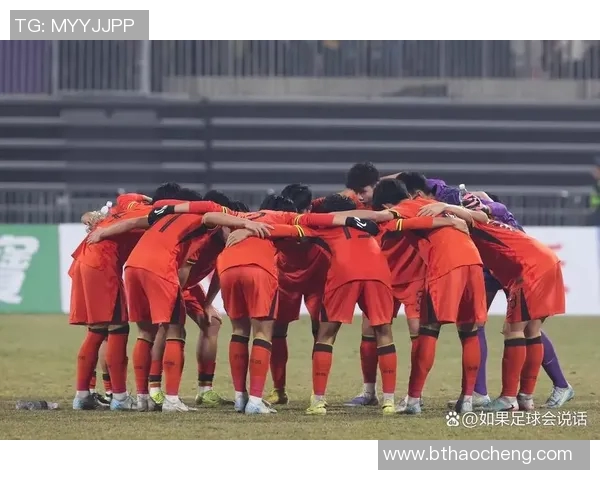 央视亚洲杯中国队迎战强敌全力争胜展现足球魅力与团结精神