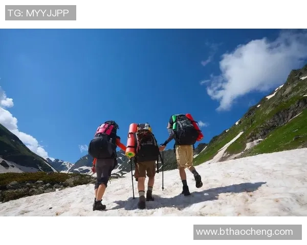 驴友商城为您提供全方位户外装备与旅行服务,让每一次出行都充满乐趣与惊喜